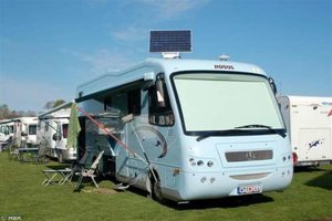 hugo-500.jpg hugo-500.jpg