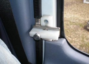 Dörrlås.JPG Dörrlås.JPG