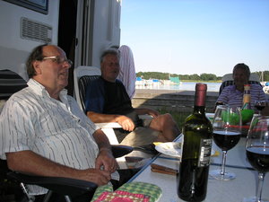 Vid ställplats i hamnen.JPG