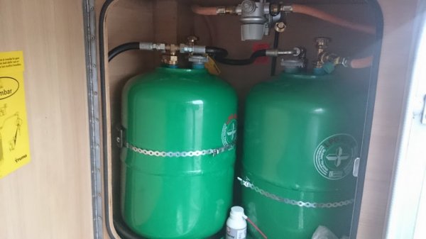 DSC_0272.JPG DSC_0272.JPG