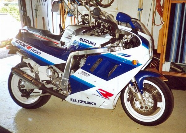 Suzuki GSX 1100R-91.jpg