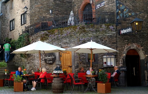 11 serv 3.jpg 11 serv 3.jpg