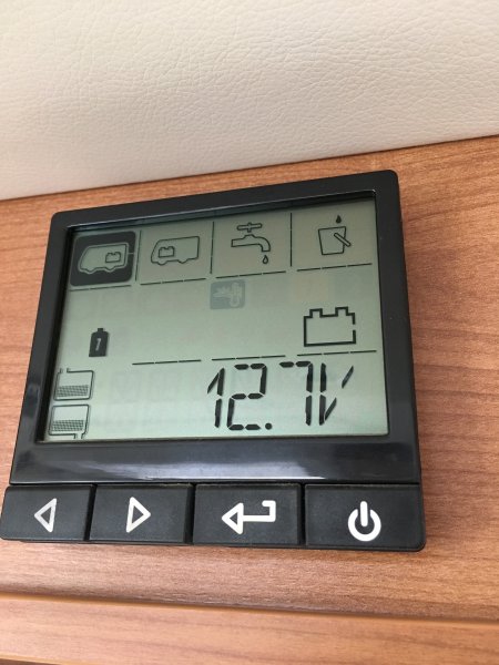 IMG_1924.JPG IMG_1924.JPG