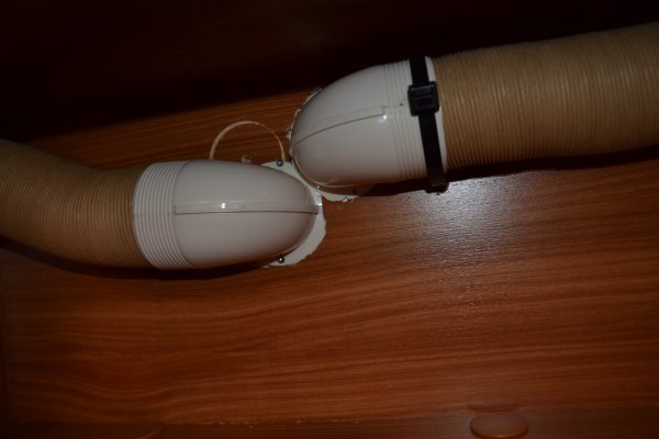 DSC_0103.JPG DSC_0103.JPG