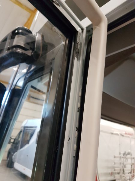 2017-09-21 15.45.56.jpg 2017-09-21 15.45.56.jpg