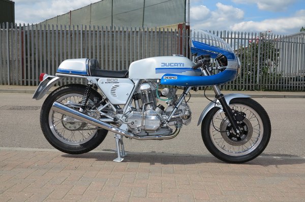 900SS 1976.jpg 900SS 1976.jpg