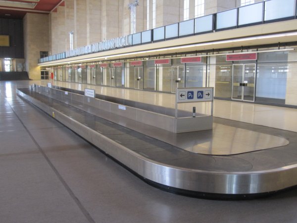 57 Flyghafen Tempelhof.JPG