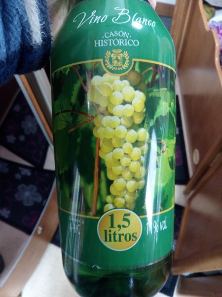 180224 Vitt vin.jpg