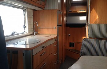 Hymer B614