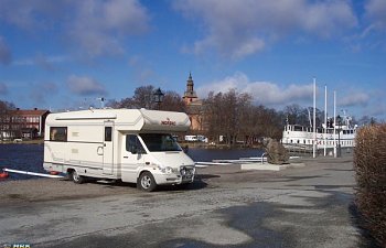 Vår husbil nr 2 i Askersund.jpg