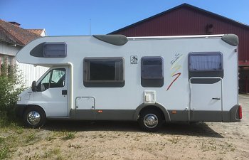 Knaus 700