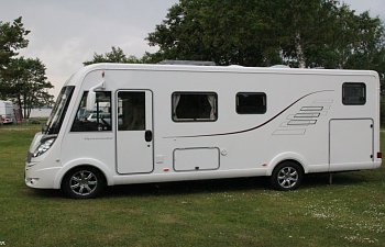 Hymer B678