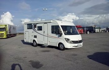 Buerstner Viseo i690G