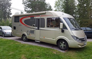 Burstner i728 årsm -11