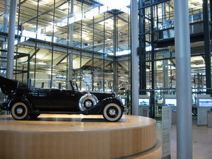 Gläserne manufaktur 040.jpg Gläserne manufaktur 040.jpg