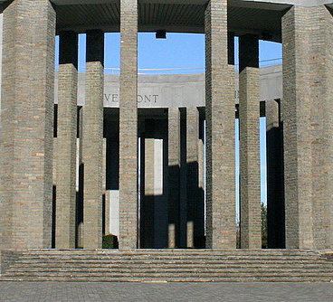 09-01-02.jpg 09-01-02.jpg