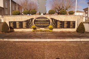 Oradour sur Glane, Brända staden 007.JPG