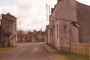 Oradour sur Glane, Brända staden 020.JPG
