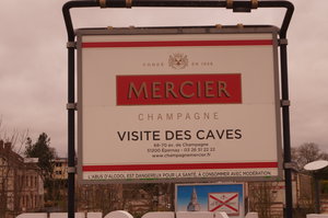 Mercier, Moet Chardone 003.JPG