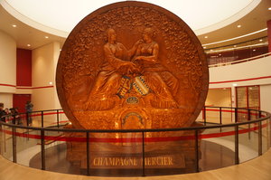 Mercier, Moet Chardone 004.JPG