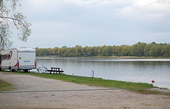 DSC_0049.JPG DSC_0049.JPG