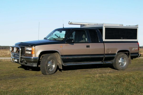 GMC Full-sice Pick-up Sierra 1500 Off-road Z71 4gånger4 Fletside.JPG