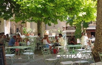 Gordes1.JPG Gordes1.JPG