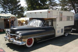 weird-1952-cadillac-camper-902.jpg