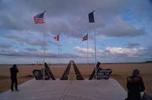Arromanches , Gold Beach GB 069.JPG