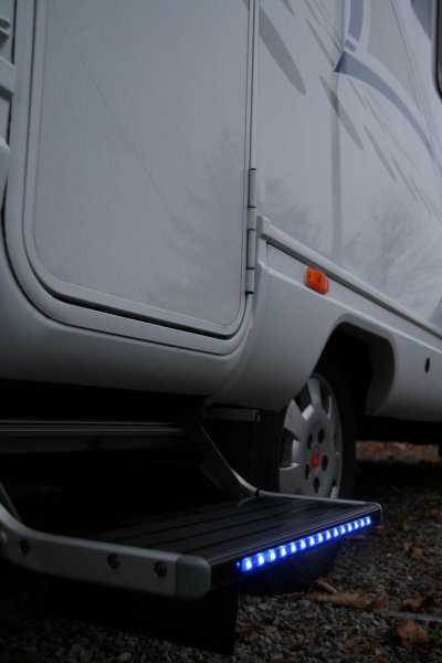 Fotstegsbelysning.JPG Fotstegsbelysning.JPG