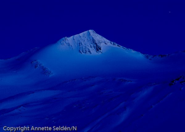 2001-03- (5)-Edit.jpg