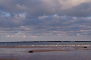 Arromanches , Gold Beach GB 101.JPG