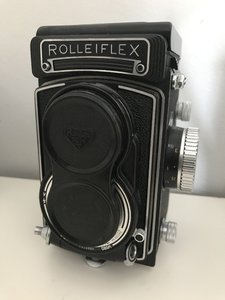 Rolleiflex.jpg Rolleiflex.jpg