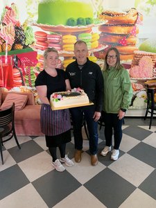 Vi firar 100 000 visningar