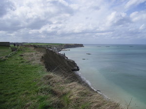 F 143 Vy över Arromanche.jpg