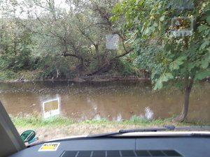 Ahr Floden rinner  alldeles vid Campen.jpg