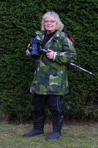 På väg att vaka bäver L (Medium).jpg