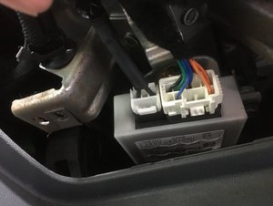 Sändar-kontakt.JPG Sändar-kontakt.JPG