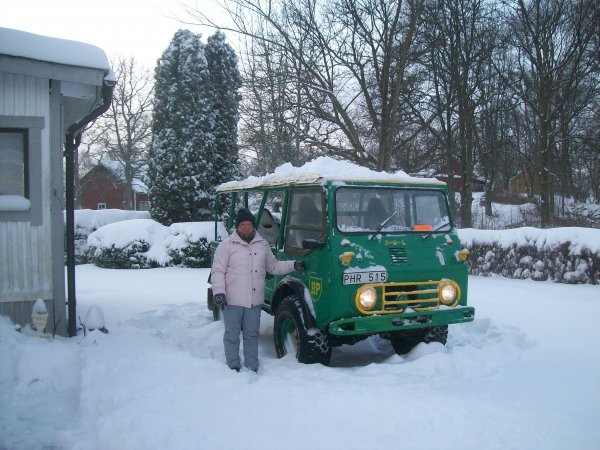 valp i snö1.jpg valp i snö1.jpg