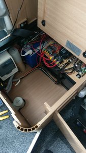 Batteri lådan.jpg Batteri lådan.jpg