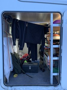 Vädring av underställ i garaget