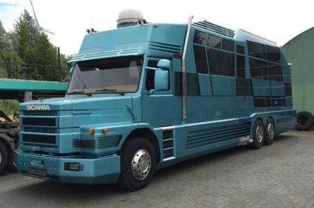 royal-eagle-motorhome.JPG royal-eagle-motorhome.JPG