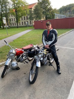 IMG_3383.jpg IMG_3383.jpg