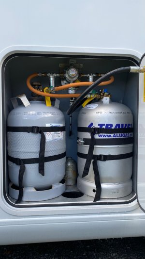 F6E6D049-80AB-4B6C-9BD5-3D141EE00720.jpeg F6E6D049-80AB-4B6C-9BD5-3D141EE00720.jpeg