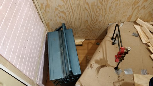 IMG_20211215_212443.jpg IMG_20211215_212443.jpg