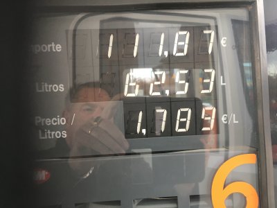 190E0029-74B7-48CD-A7F4-B1136A308E5C.jpeg 190E0029-74B7-48CD-A7F4-B1136A308E5C.jpeg