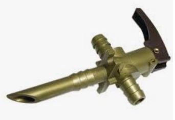 Tömningsventil v.v..JPG Tömningsventil v.v..JPG