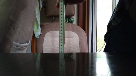 180_HB.jpg 180_HB.jpg