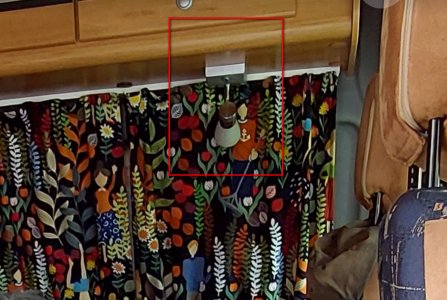 pössl_lampa.jpg pössl_lampa.jpg