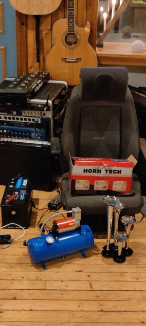 IMG20221207182538.jpg IMG20221207182538.jpg